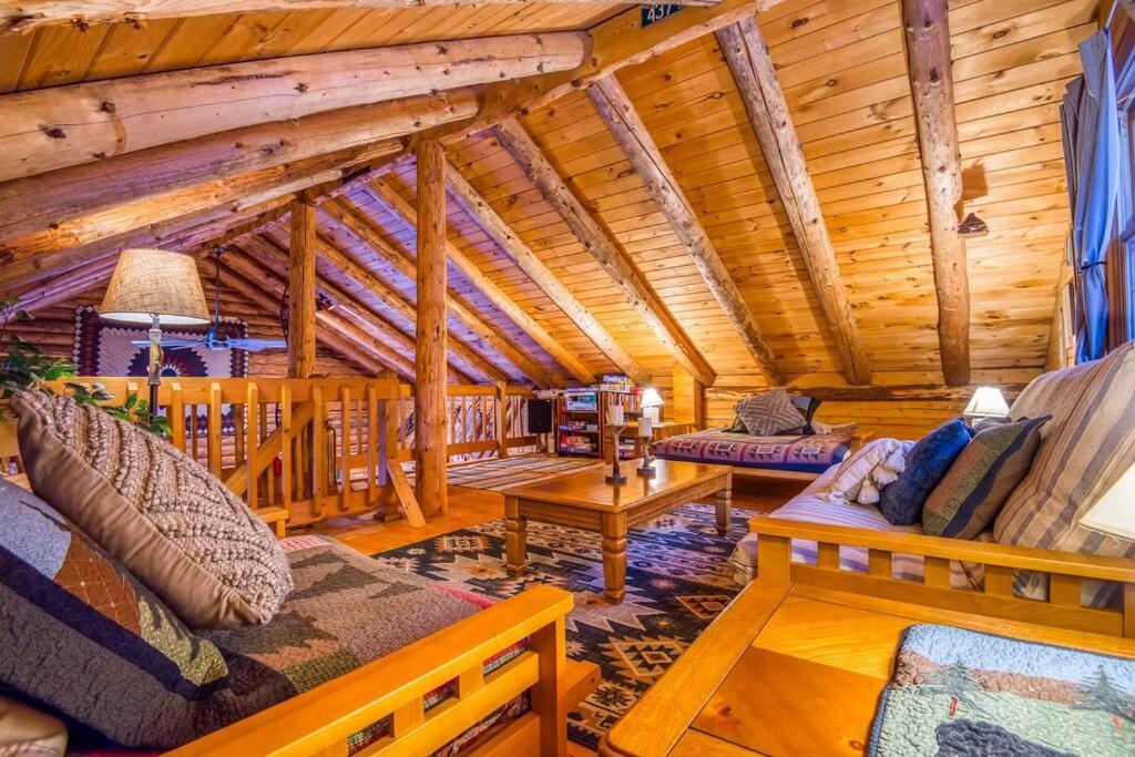 Family-Focused & Pet-Friendly Log Cabin With 4Br 2Ba Sleeps 10 伯利恒 外观 照片