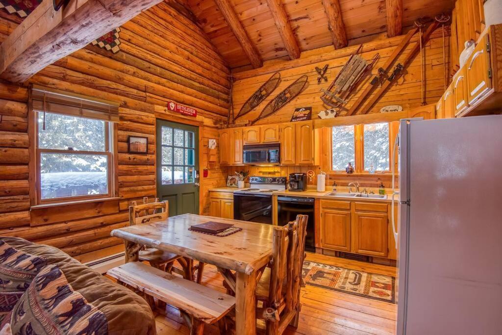 Family-Focused & Pet-Friendly Log Cabin With 4Br 2Ba Sleeps 10 伯利恒 外观 照片