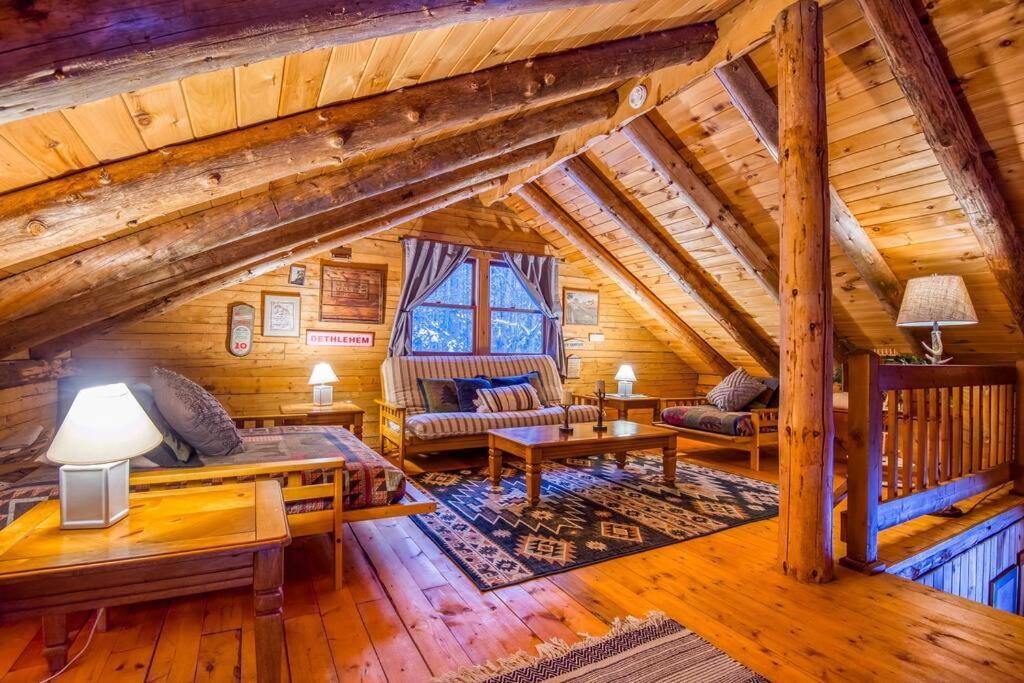 Family-Focused & Pet-Friendly Log Cabin With 4Br 2Ba Sleeps 10 伯利恒 外观 照片