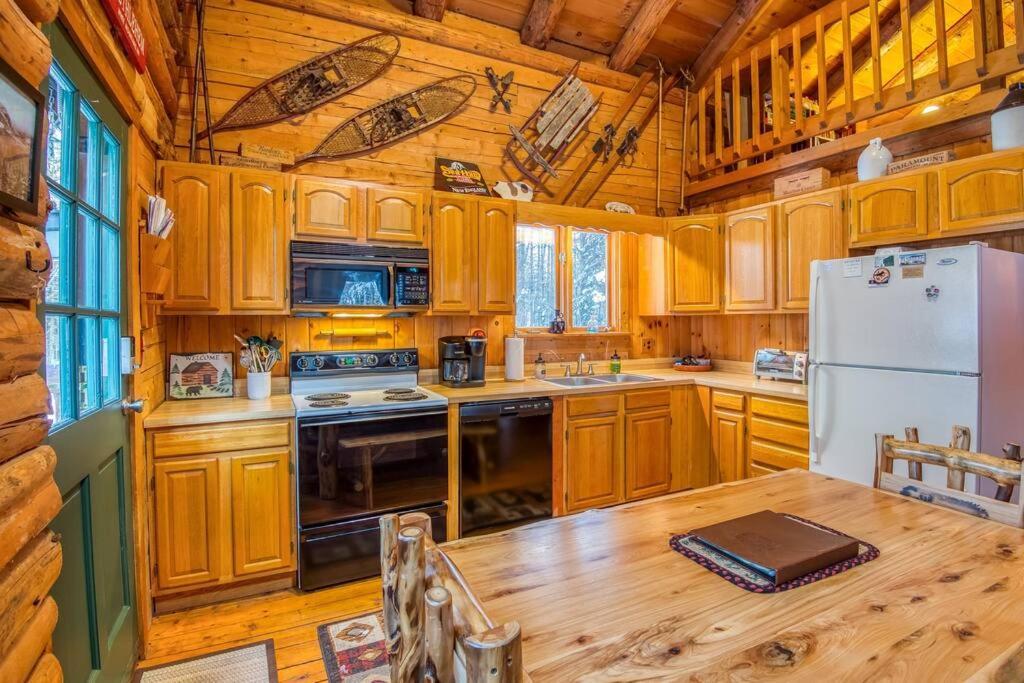 Family-Focused & Pet-Friendly Log Cabin With 4Br 2Ba Sleeps 10 伯利恒 外观 照片